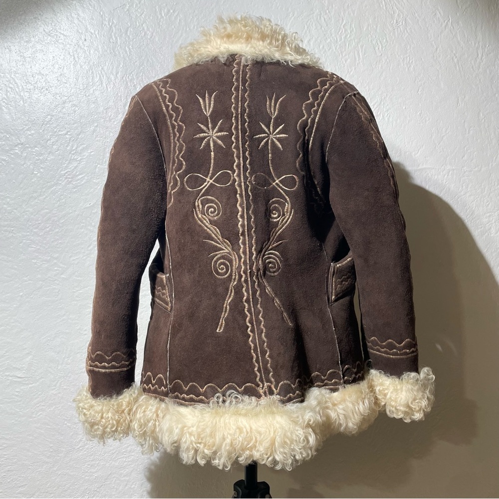 Vtg Afghan curly lamb wool shearling embroidered suede coat penny lane Mongolian - Picture 9 of 16